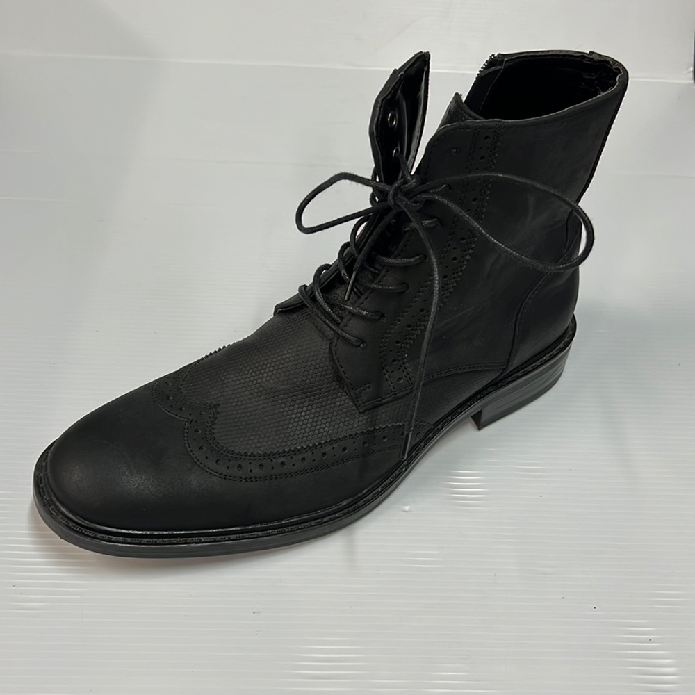 Left Foot | Unlisted Buzzer Boot